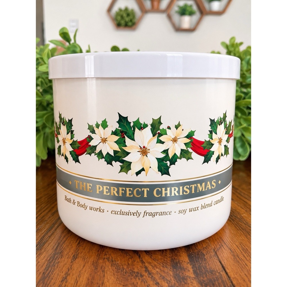 NEW The Perfect Christmas 3-Wick Candle 14.5 oz Bath & Body Works